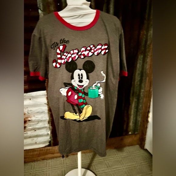 Disney Tops - ❤️Disney Mickey Mouse “Tis the Season” Christmas Tee- medium